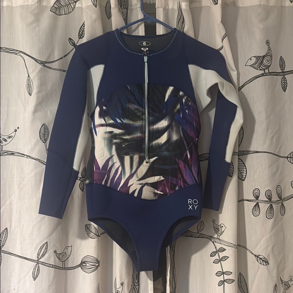 Roxy chest zip 1mm spring wetsuit